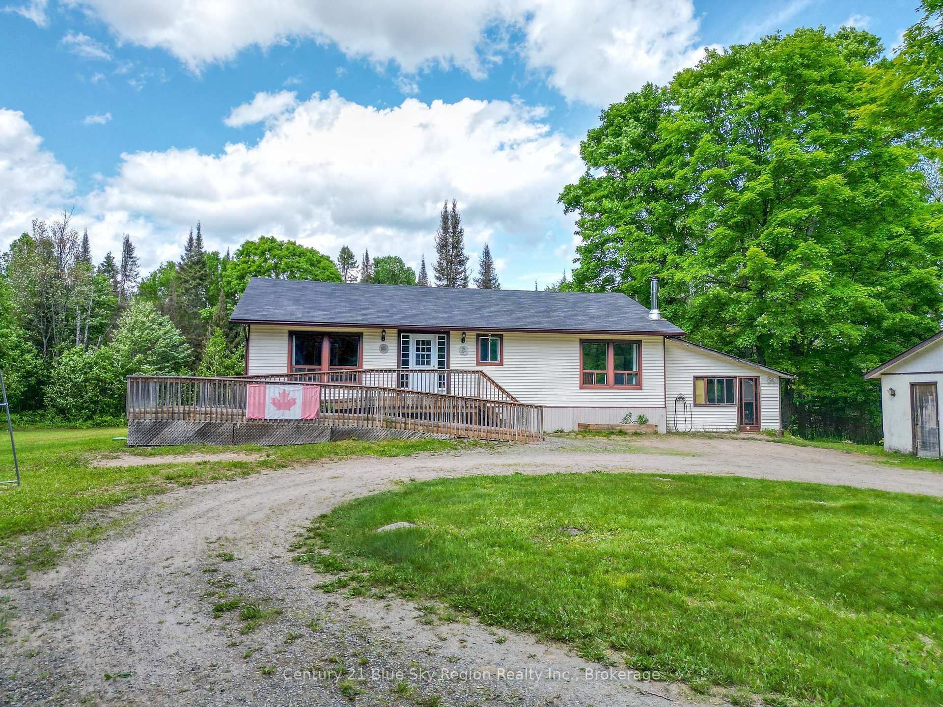 Photo de la propriété: 927 Albert Street N ON P0A 1Z0