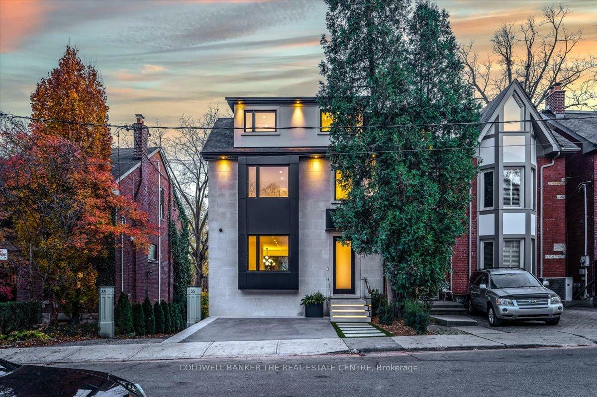 Property Photo: 37 Woodlawn Avenue W ON M4V 1G6