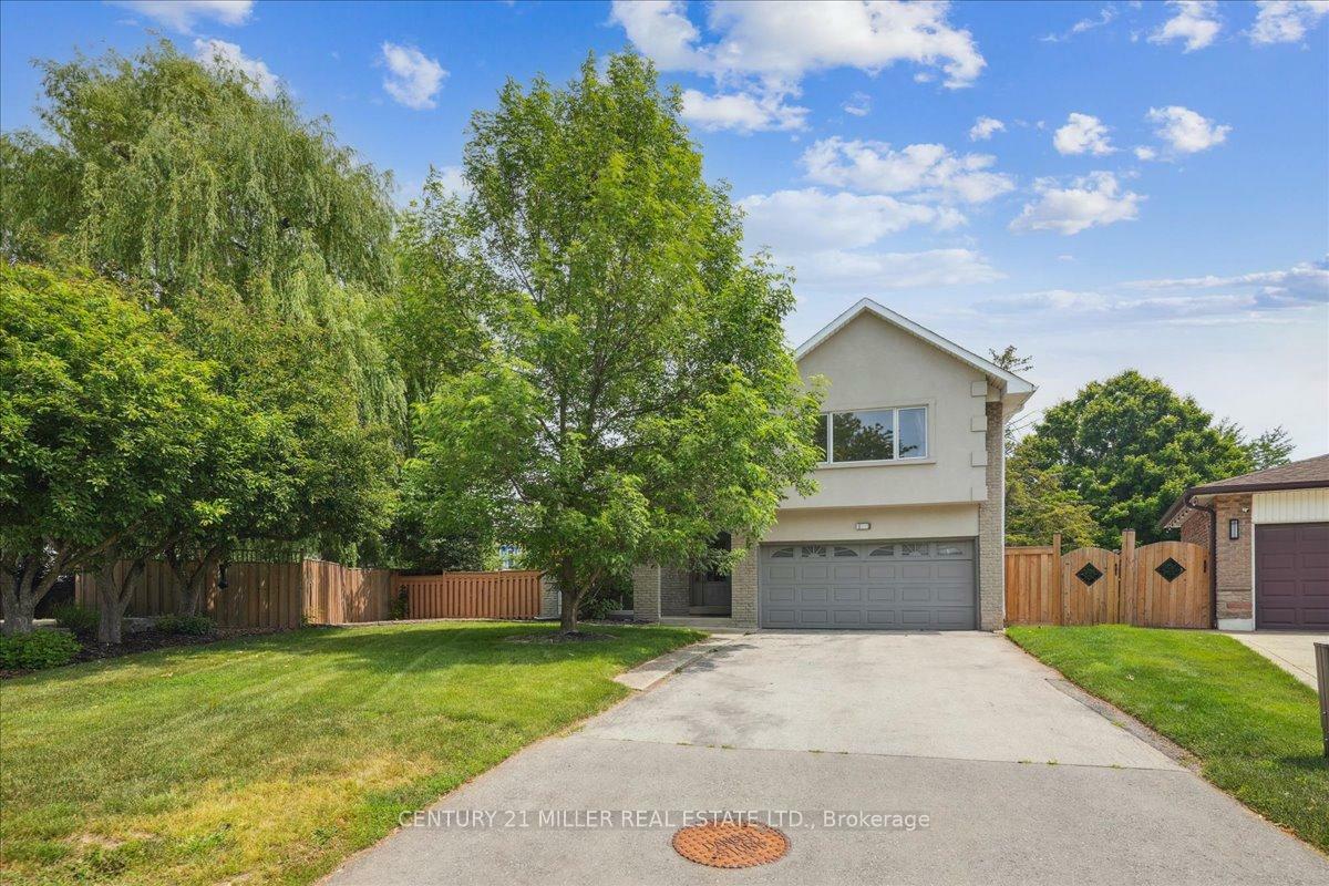 Property Photo:  2442 Woburn Crescent  ON L6L 5E9 