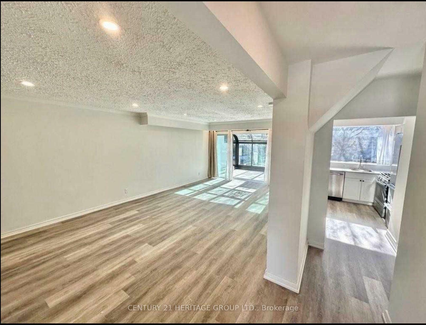 Photo de la propriété: 408 Osiris Drive ON L4C 2P9