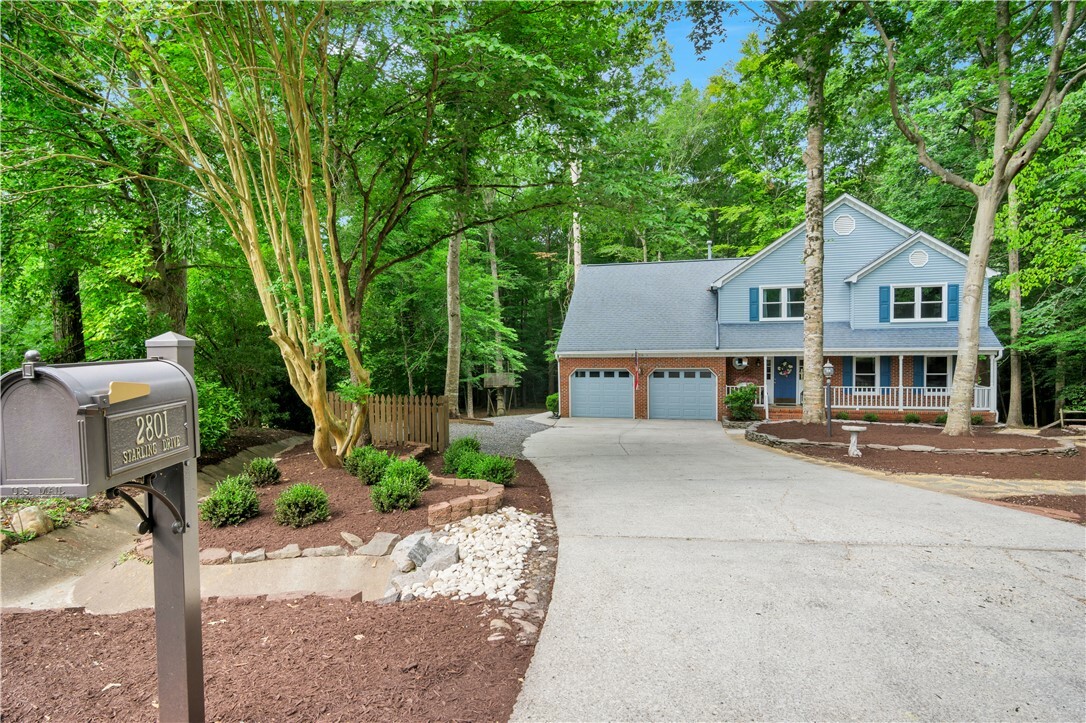 Property Photo: 2801 Starling Drive VA 23185