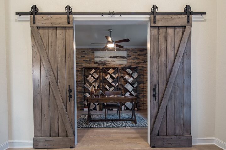 Property Photo:  106 Double Eagle Ranch Drive  TX 78612 