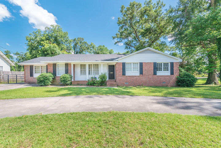 436 Main Street  Barnwell SC 29829 photo