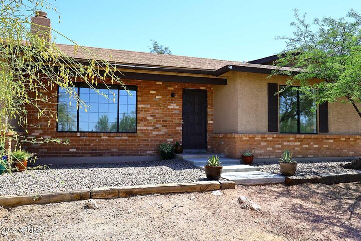Property Photo:  6608 E Ranch Road  AZ 85331 