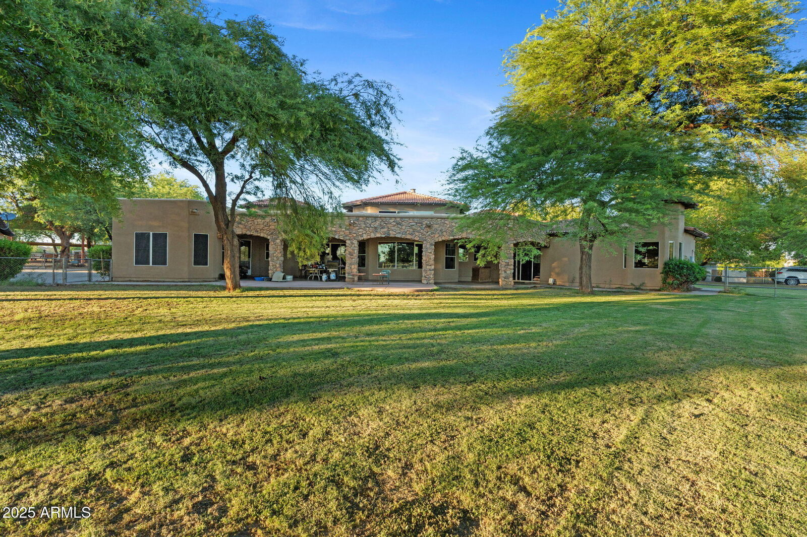 Property Photo: 8822 N 172nd Drive AZ 85355