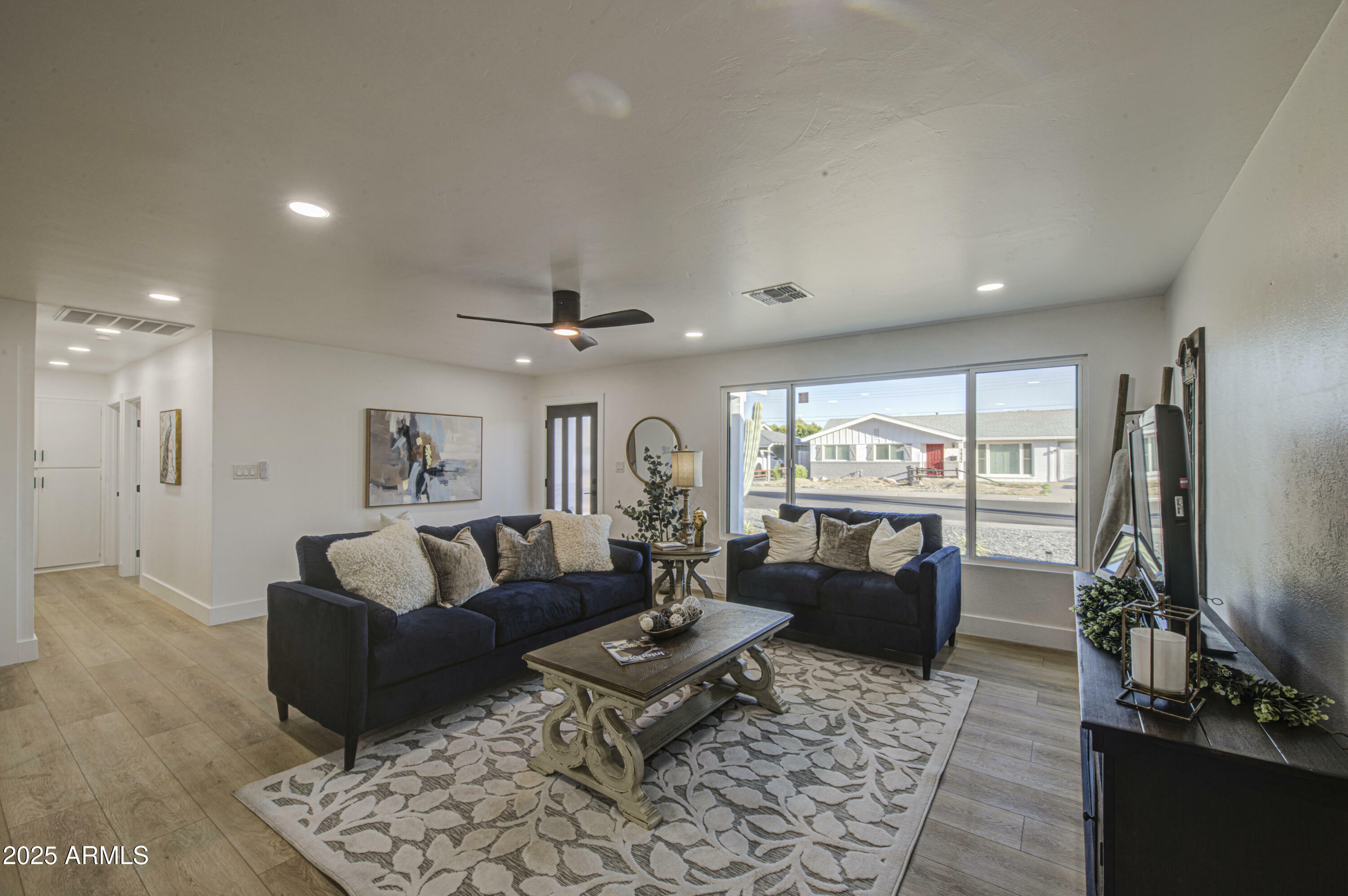 Property Photo:  7428 E Cambridge Avenue  AZ 85257 