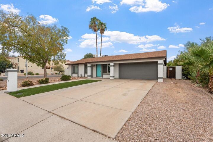 932 W Julie Drive  Tempe AZ 85283 photo