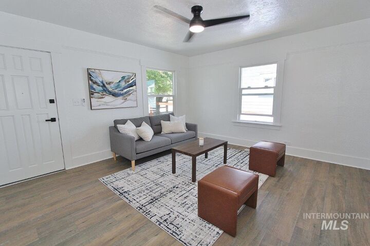 Property Photo:  1708 1st. St. S  ID 83651 