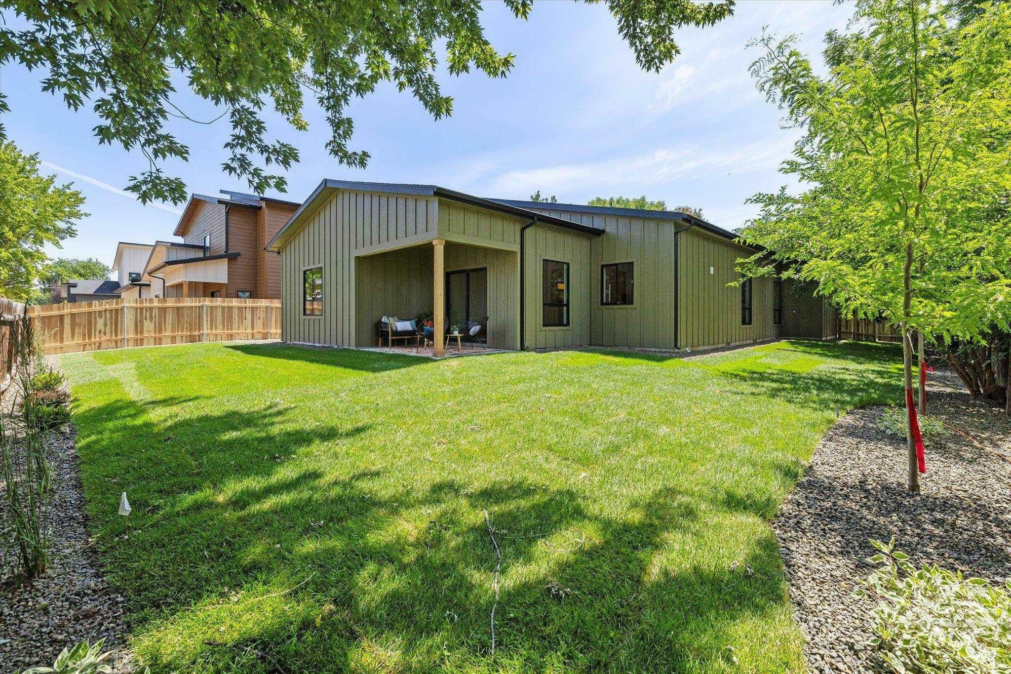 Property Photo:  999 N Kimball St  ID 83704 