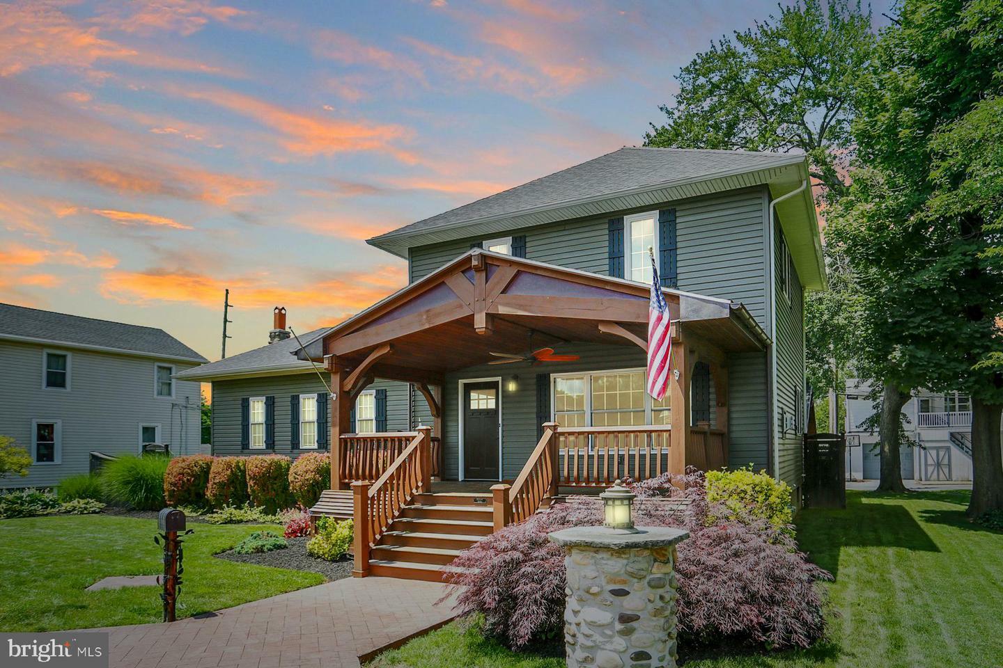 Property Photo: 127 Spruce Street PA 17057