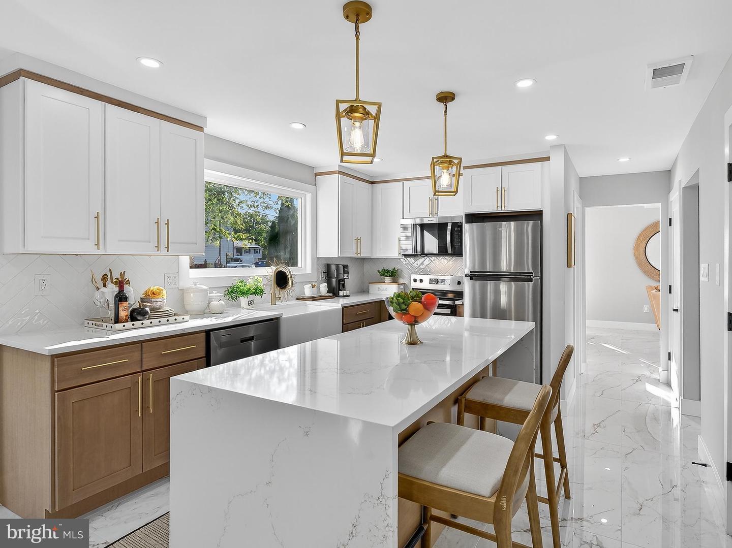 Property Photo: 16 Estate Road NJ 08068