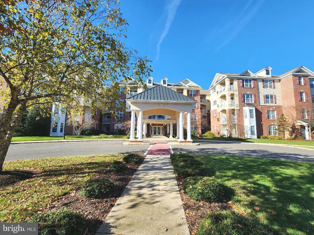 1104 Colts Circle Q  Lawrenceville NJ 08648 photo