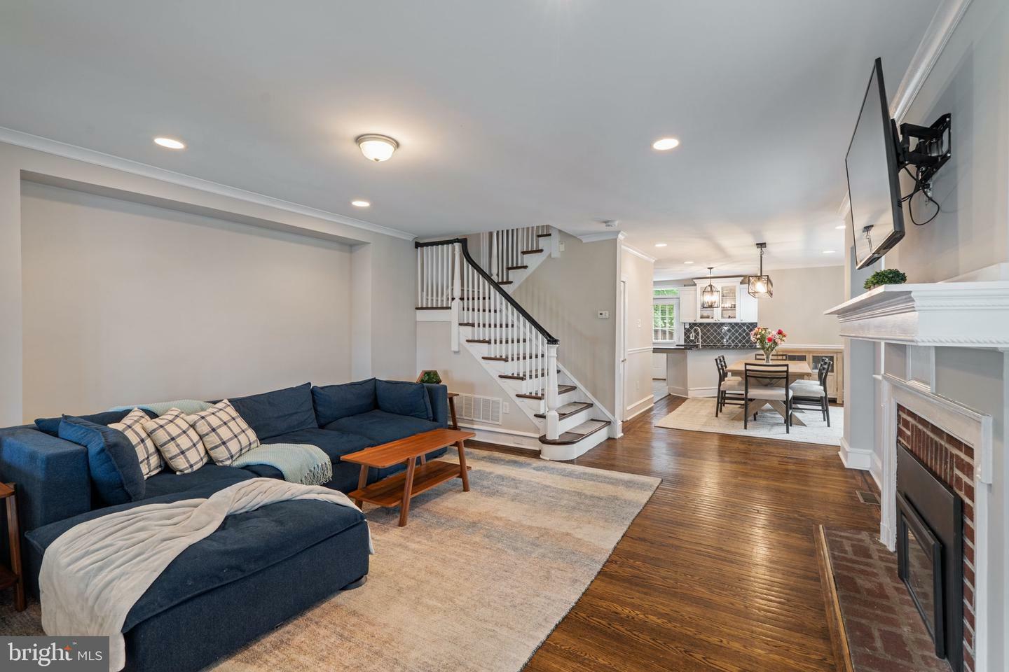 Property Photo: 632 E Allens Lane PA 19119