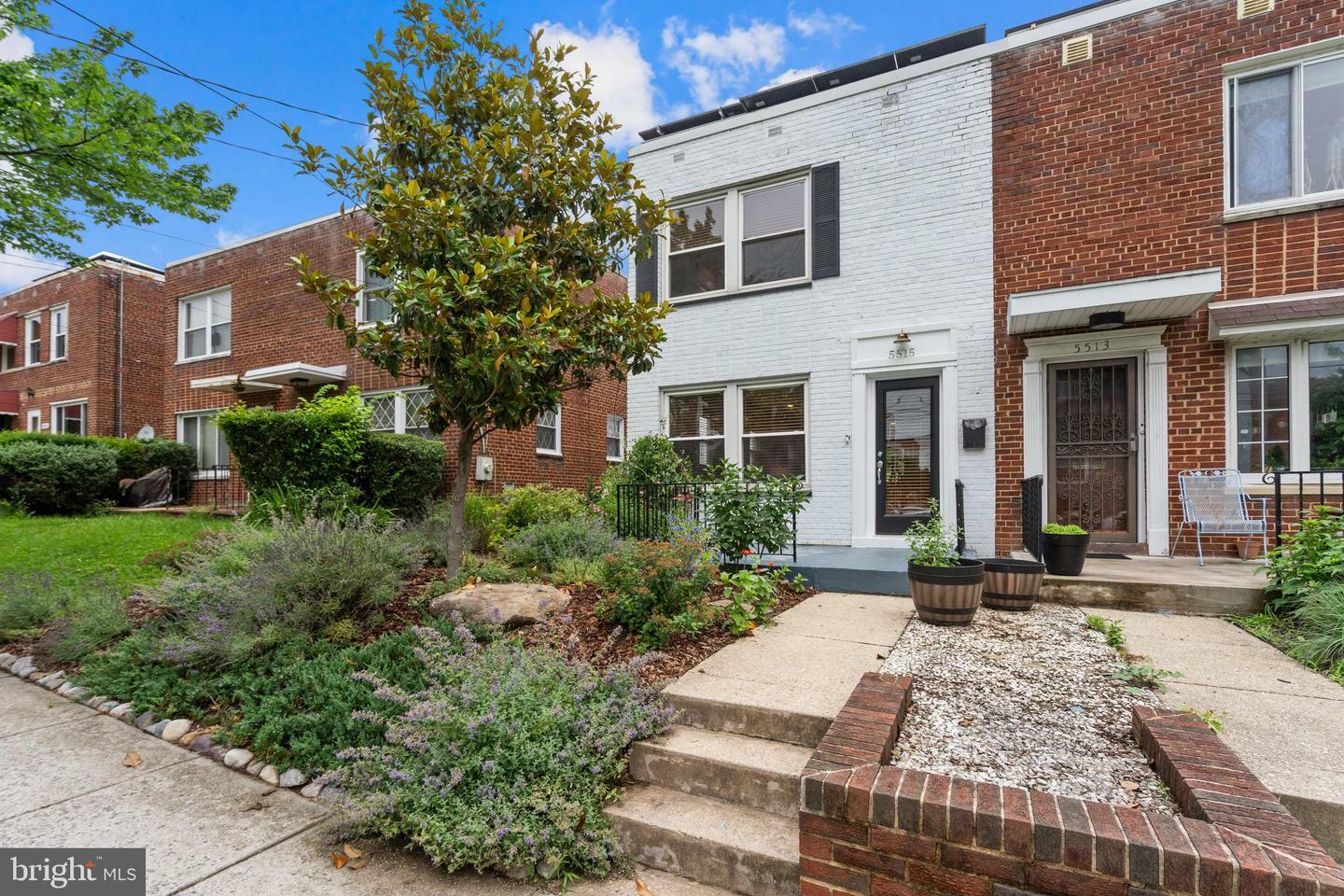 5515 Chillum Place NE  Washington DC 20011 photo