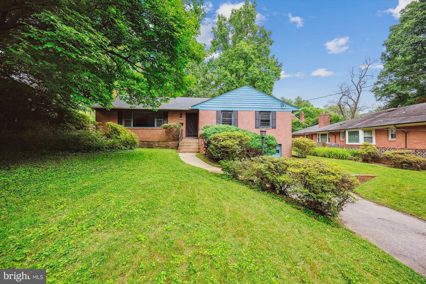 1305 Woodside Parkway  Silver Spring MD 20910 photo