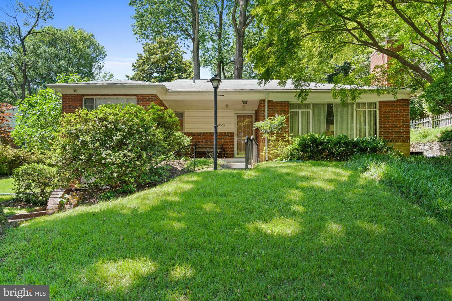 8008 Park Crest Drive  Silver Spring MD 20910 photo