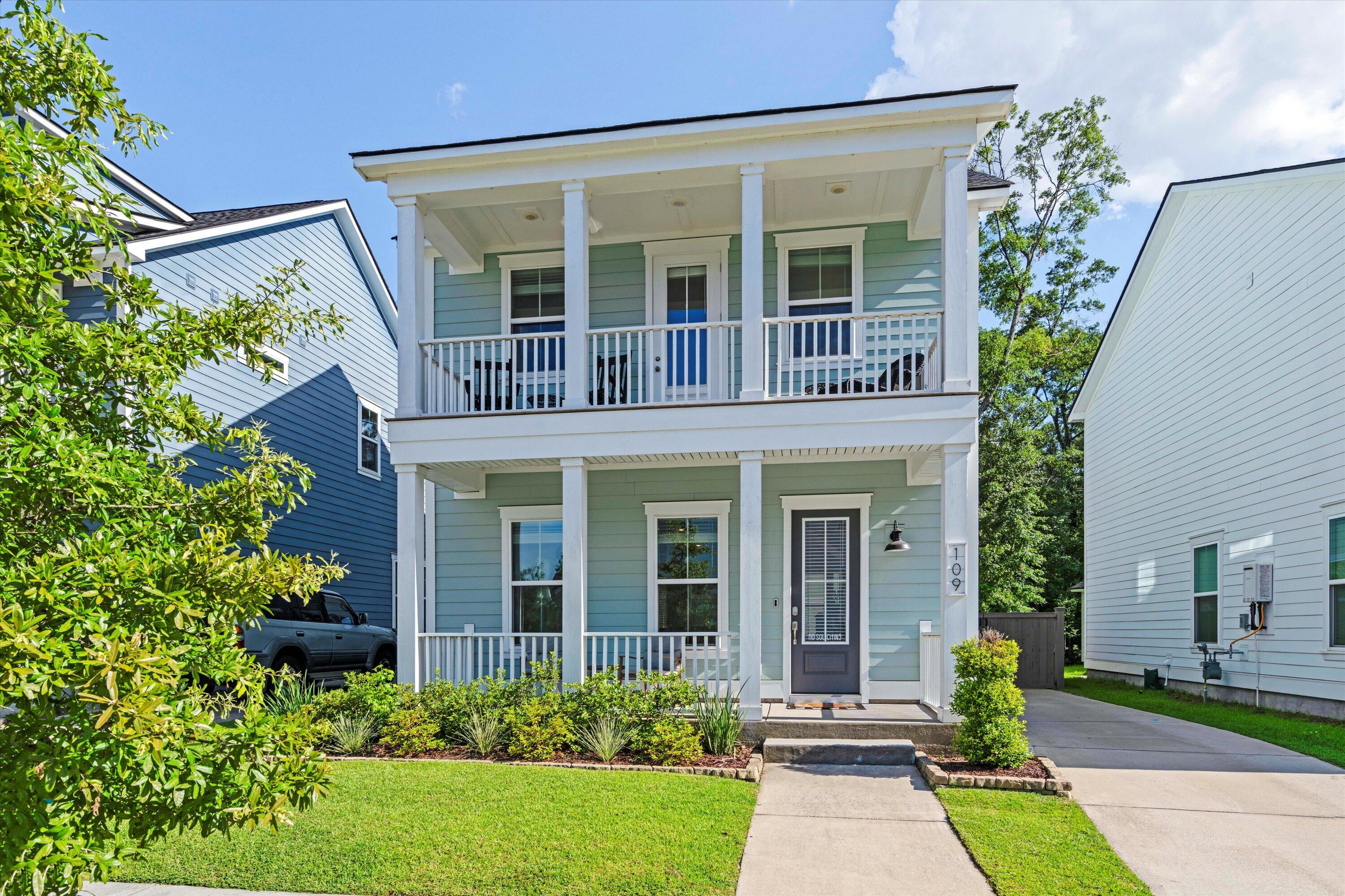 Property Photo:  109 W Respite Lane  SC 29483 