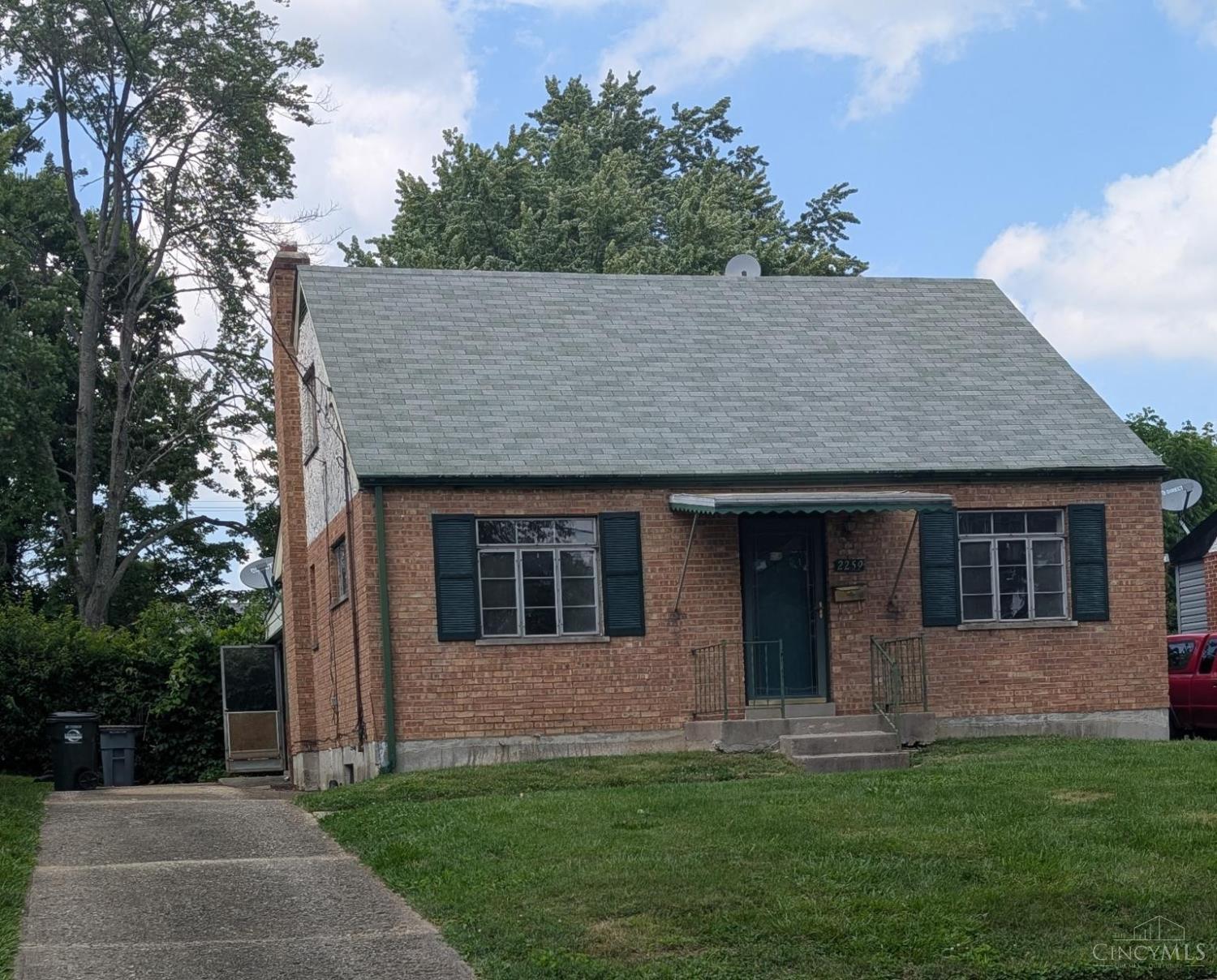 Property Photo:  2259 Pompano Avenue  OH 45215 