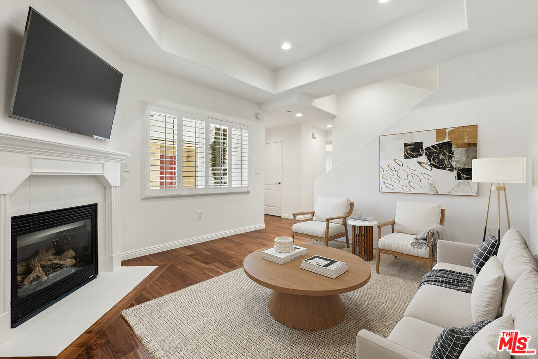 Property Photo: 7301 W Manchester Ave CA 90045
