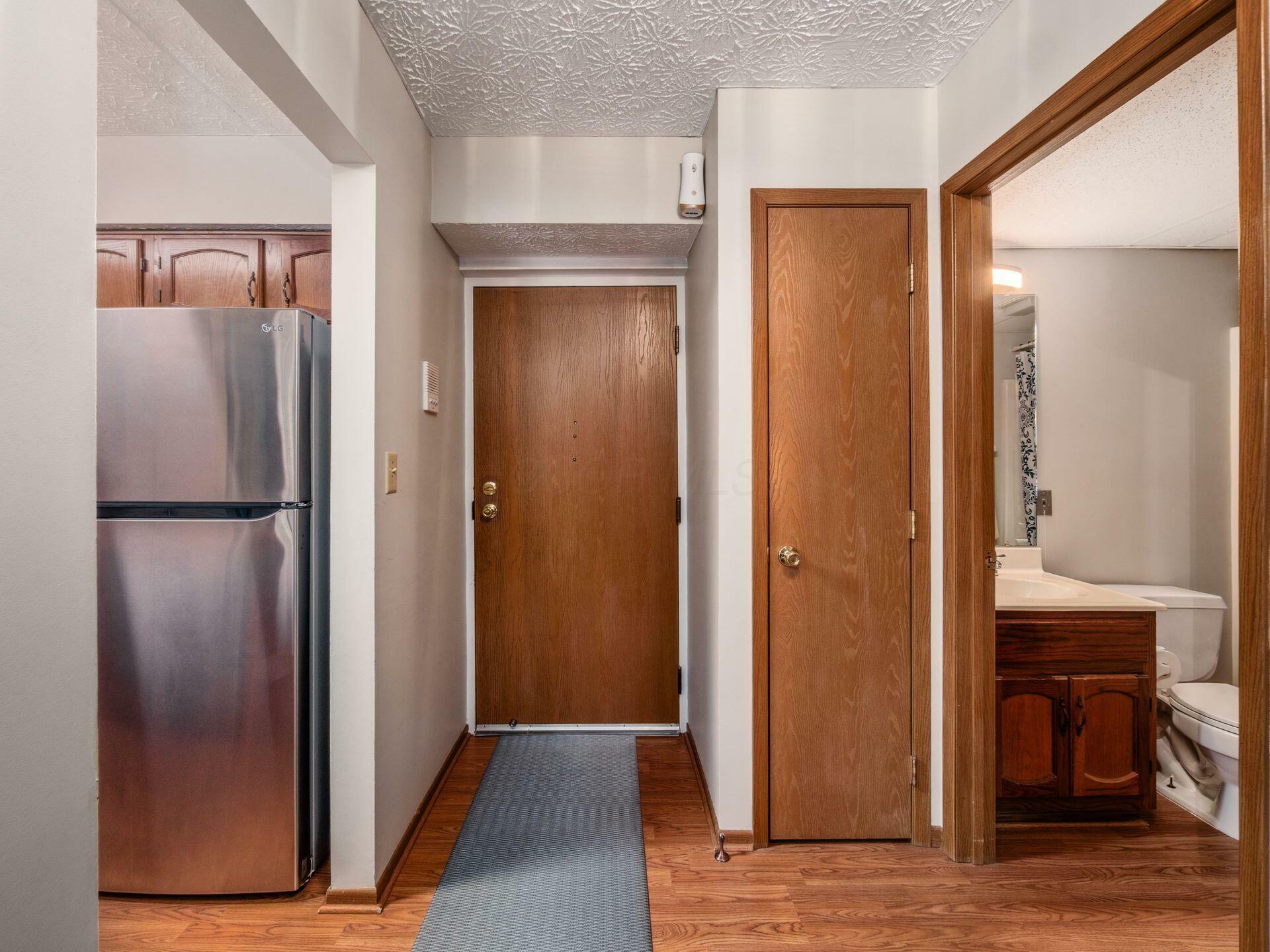 Property Photo: 3967 Karl Road OH 43224