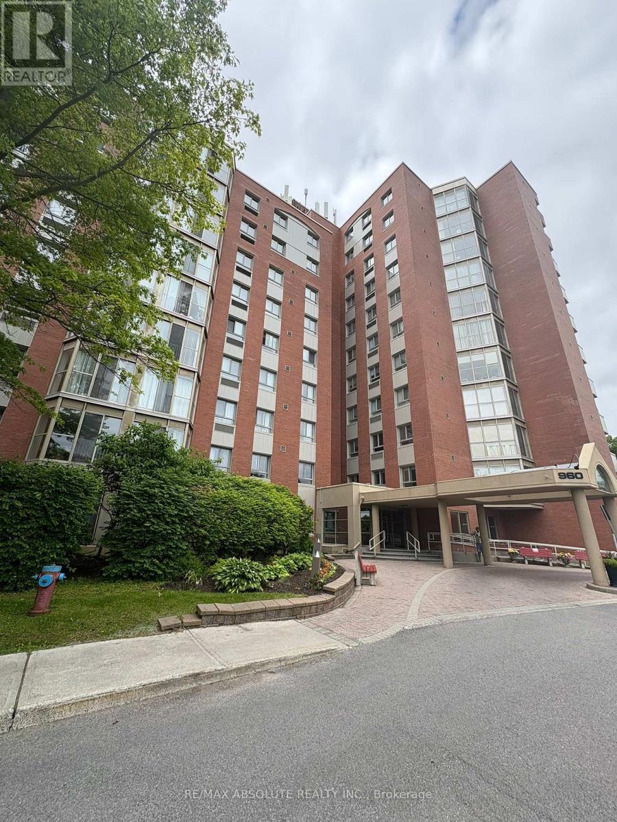 Property Photo: 960 Teron Road 704 ON K2K 2B6