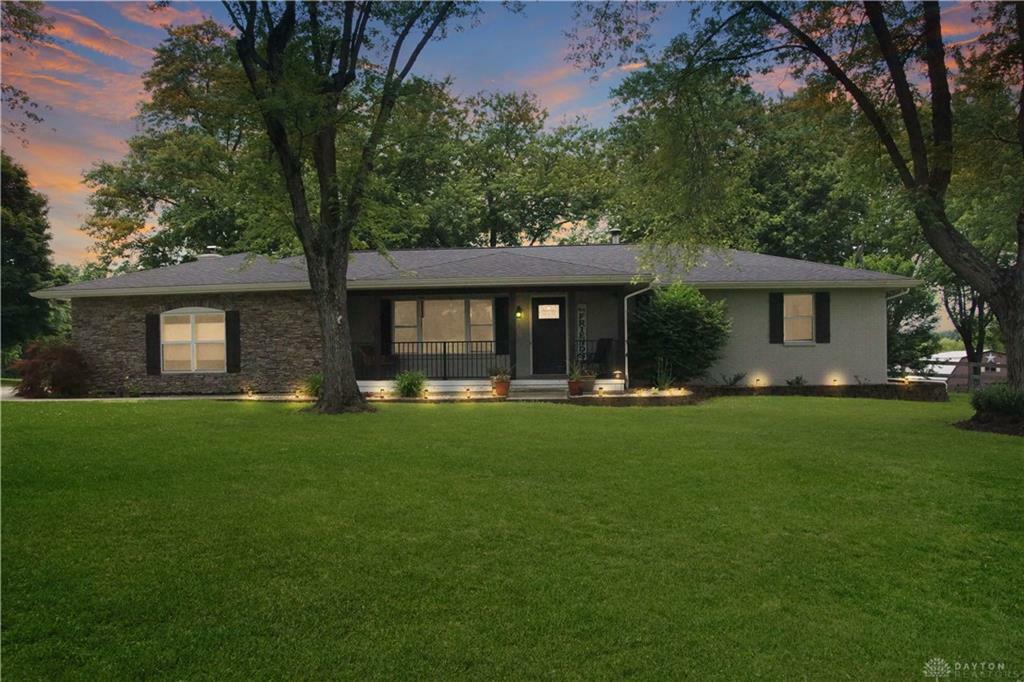 6189 Lesourdsville West Chester Road  Liberty Twp OH 45011 photo