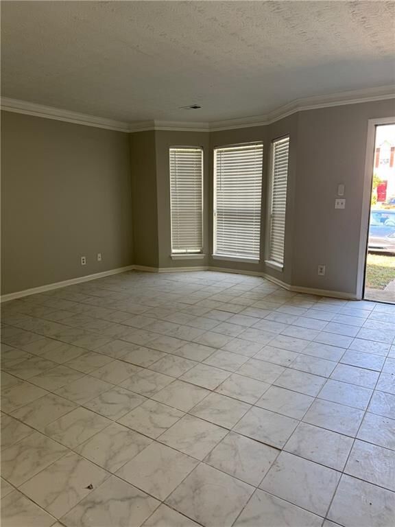 Property Photo: 5597 Stonington Trace Parkway GA 30087