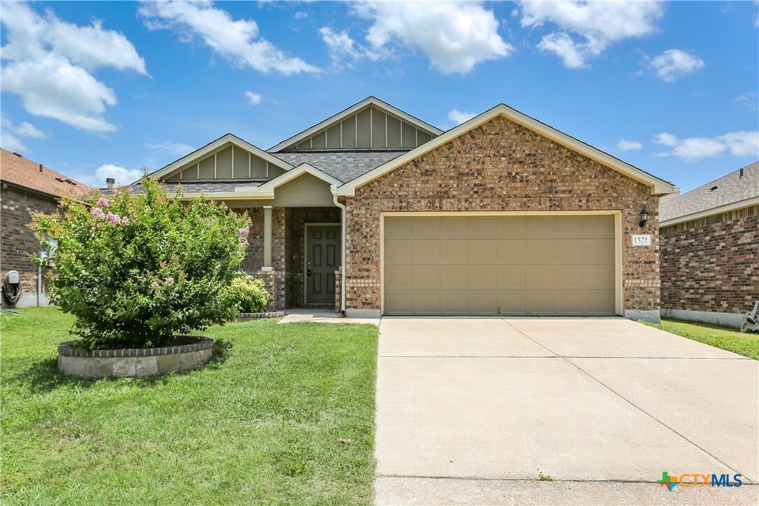 Property Photo: 1321 Cozy Creek Drive TX 76502