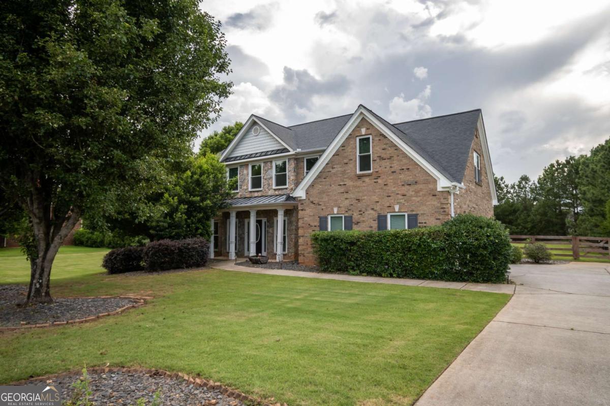 Property Photo: 1090 Ruby Way GA 30622