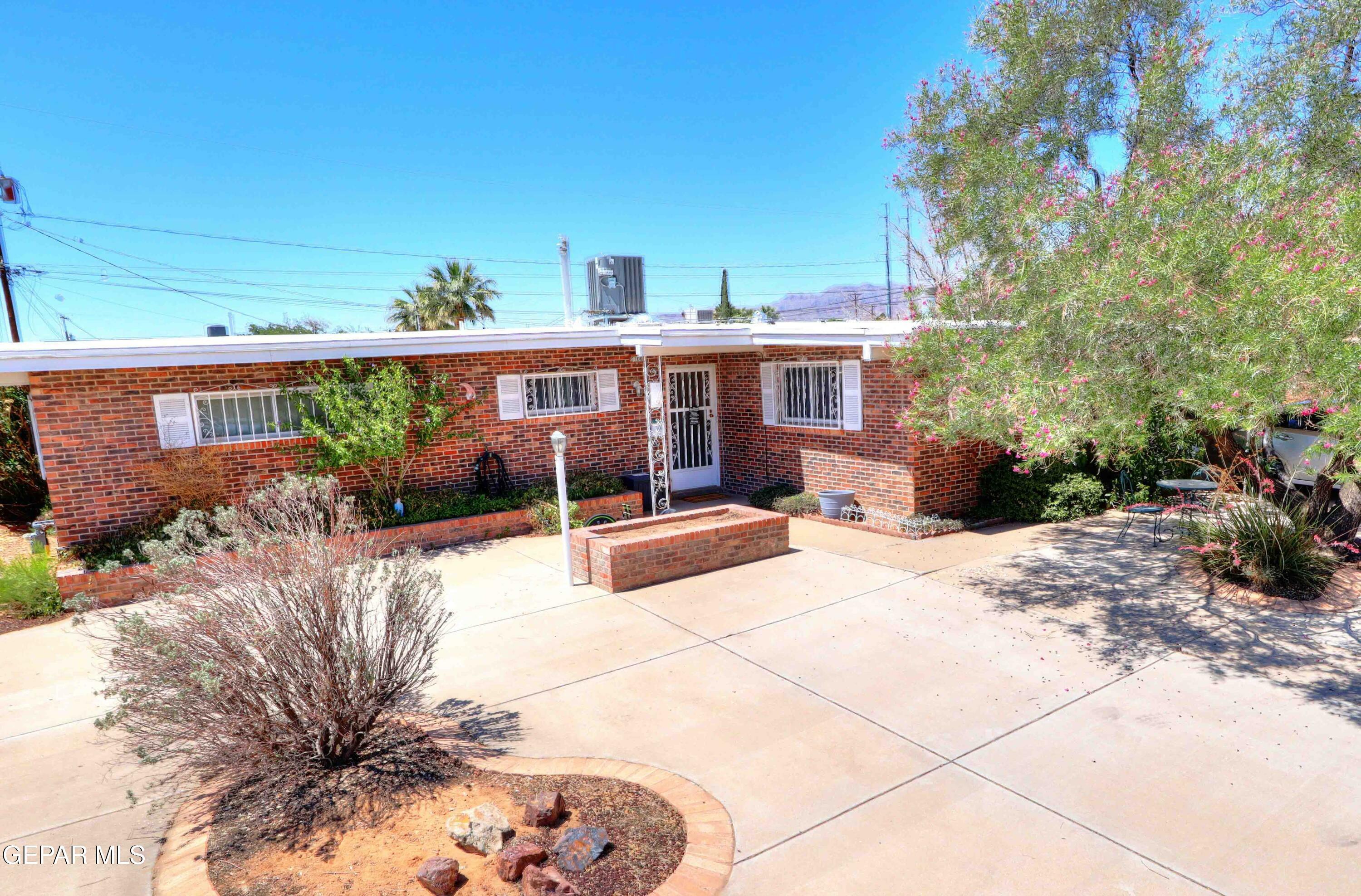 5108 Paris Avenue  El Paso TX 79924 photo