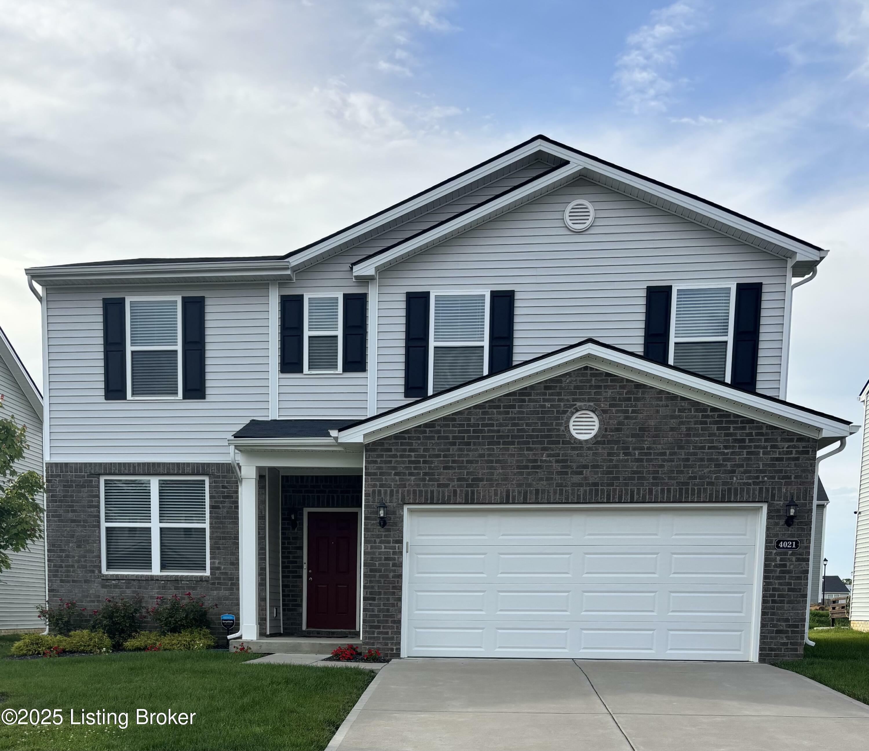 Property Photo: 4021 White Pine Ln KY 40031