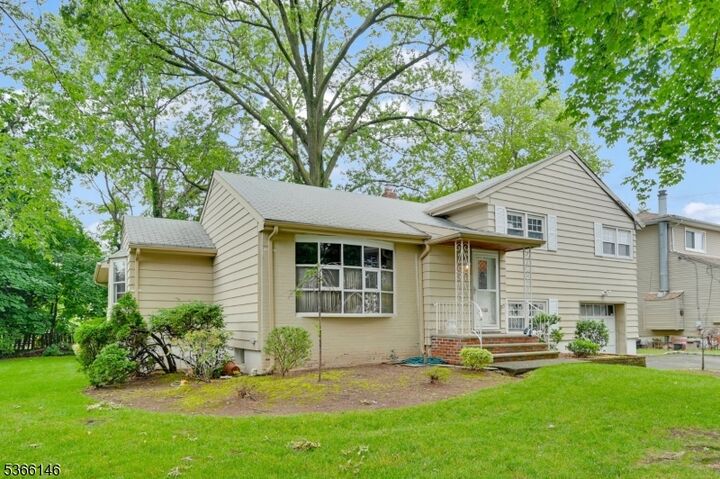 Property Photo:  4 Pine Ave  NJ 07410 