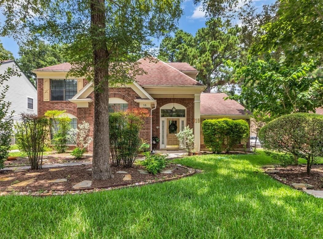 Property Photo:  15 Nightwind Place  TX 77381 