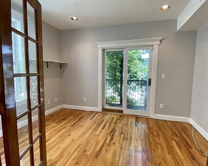 Property Photo: 152 Highland Ave 2B NJ 07306