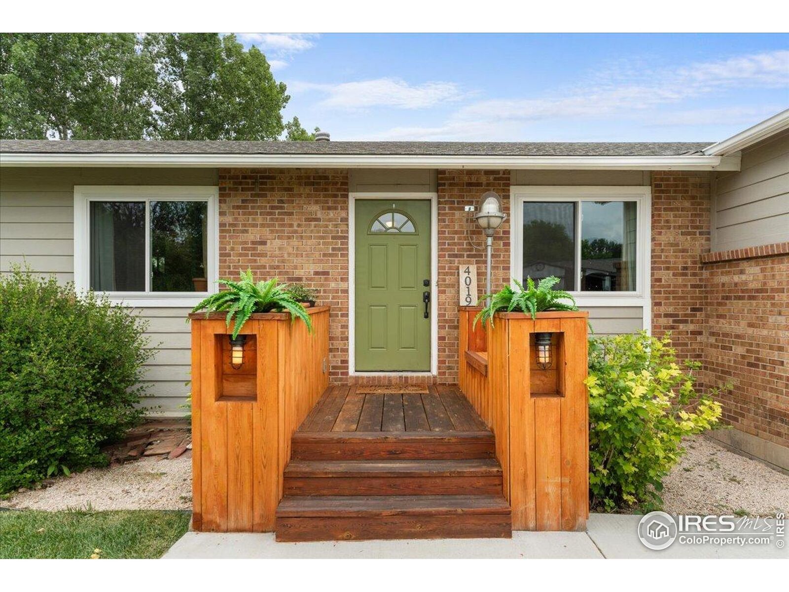 Property Photo:  4019 Burr Oak Dr  CO 80538 