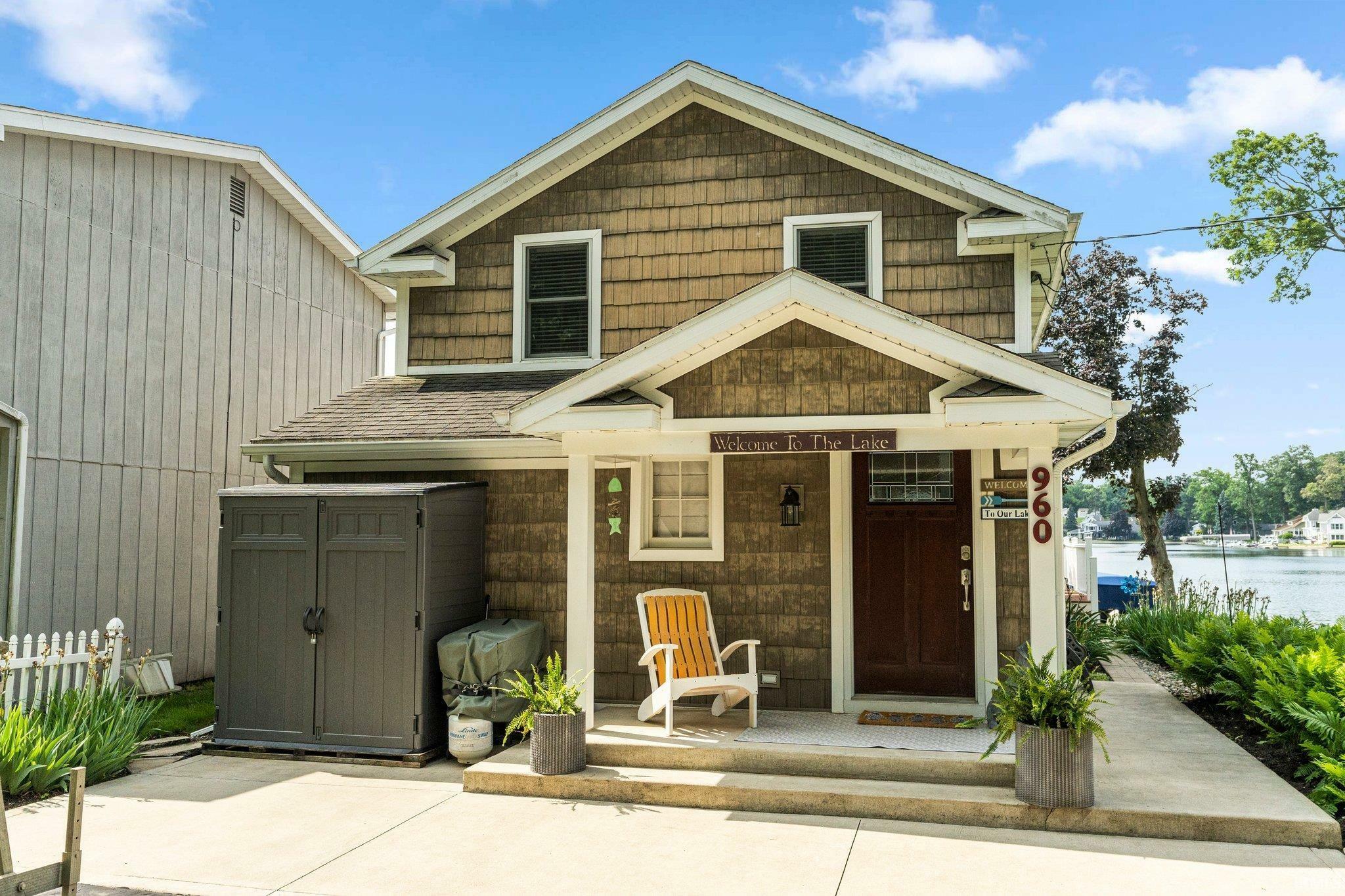 Property Photo: 960 Lakeside Drive IN 46784