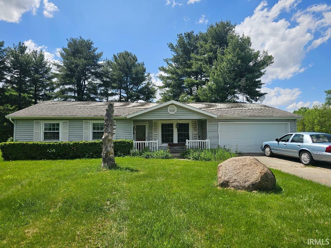 Property Photo: 5924 S 300 E 57 Road IN 46723