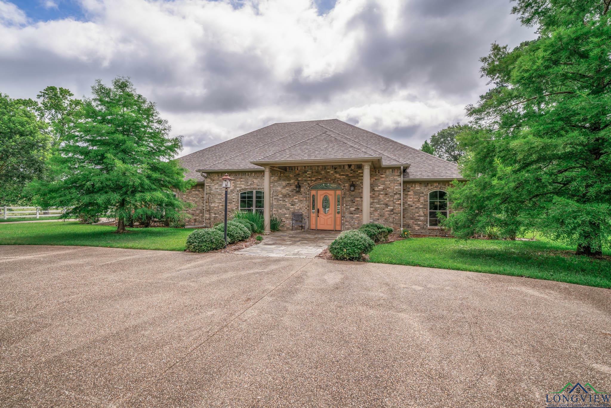 3562 Estesville Rd  Longview TX 75602 photo