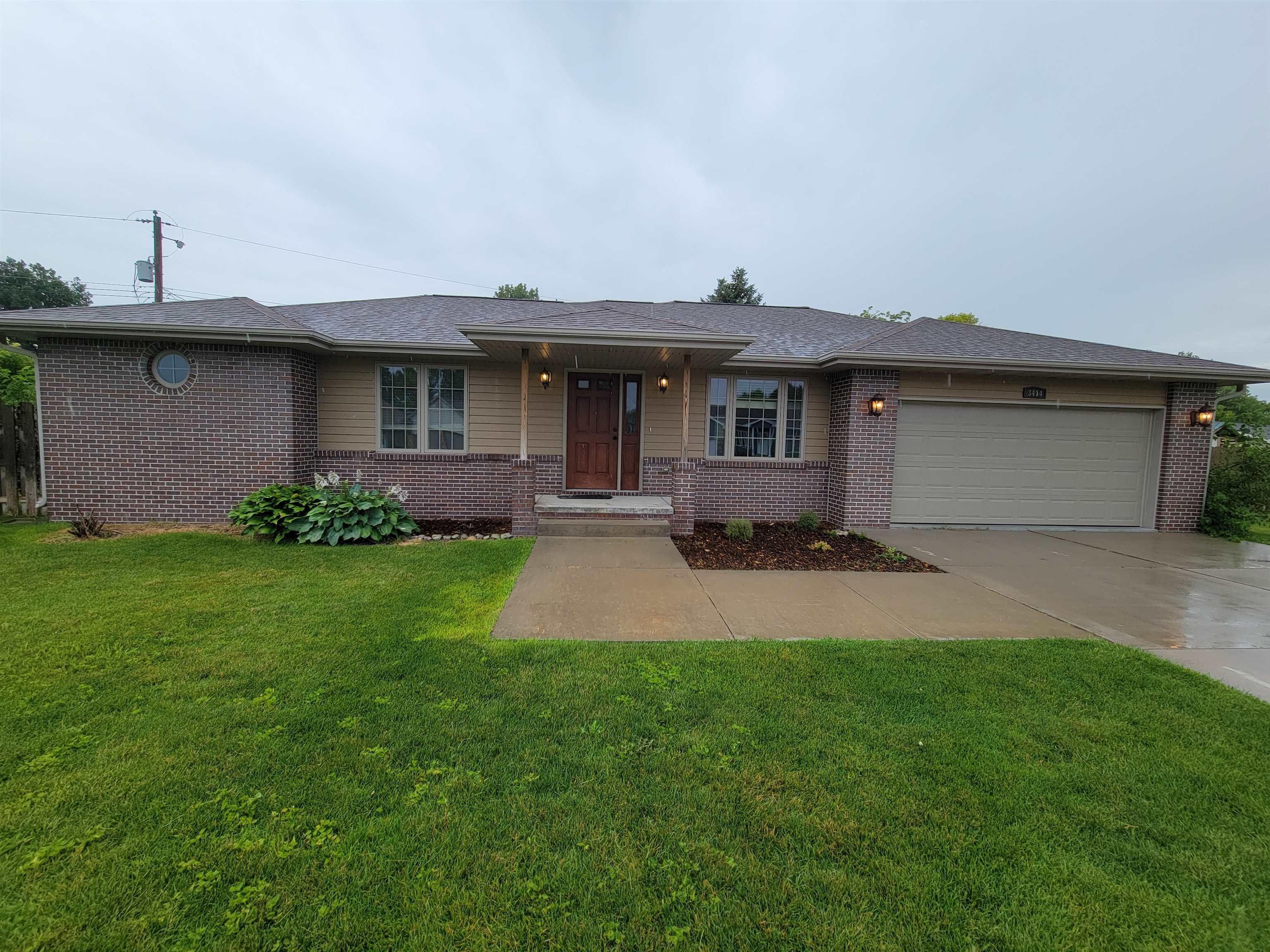 Property Photo: 3414 Bush Court NE 69101