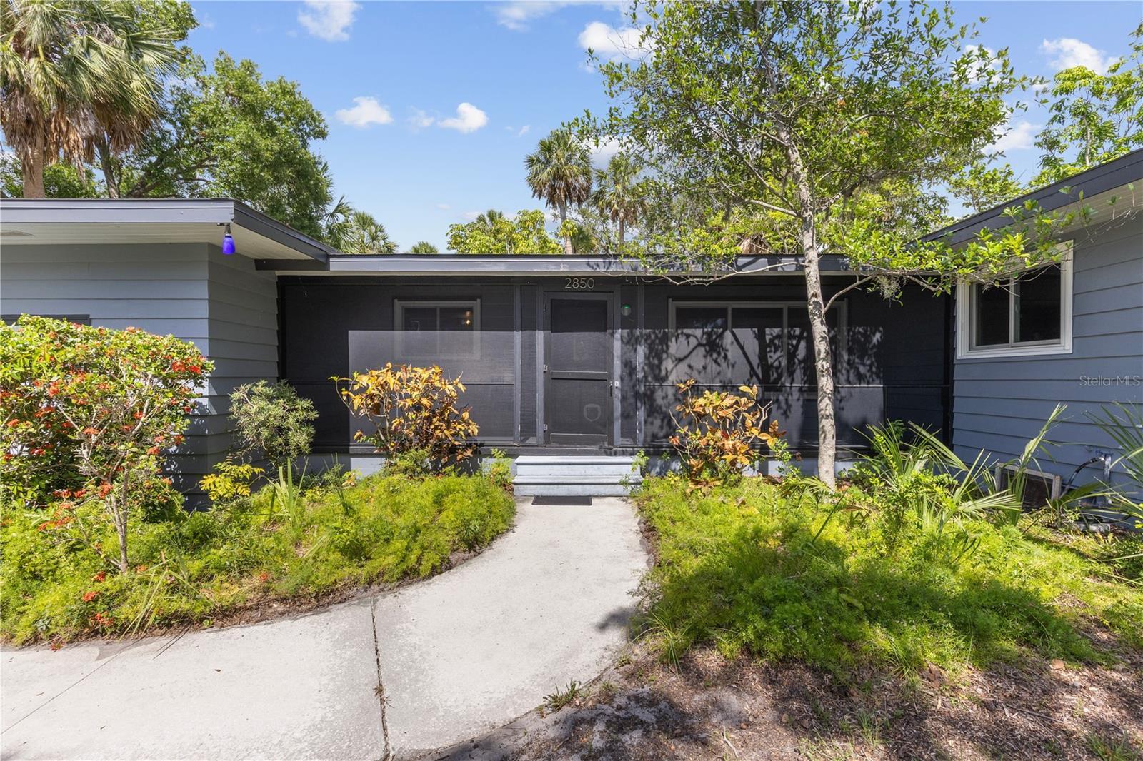 Property Photo: 2850 Bon Air Avenue FL 34234