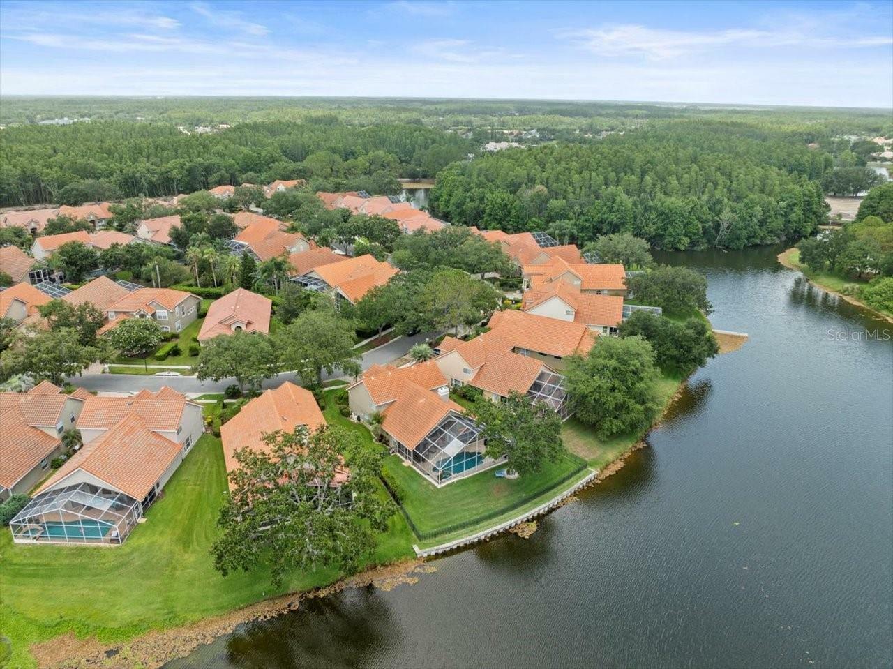 Property Photo: 18917 Avenue Biarritz FL 33558