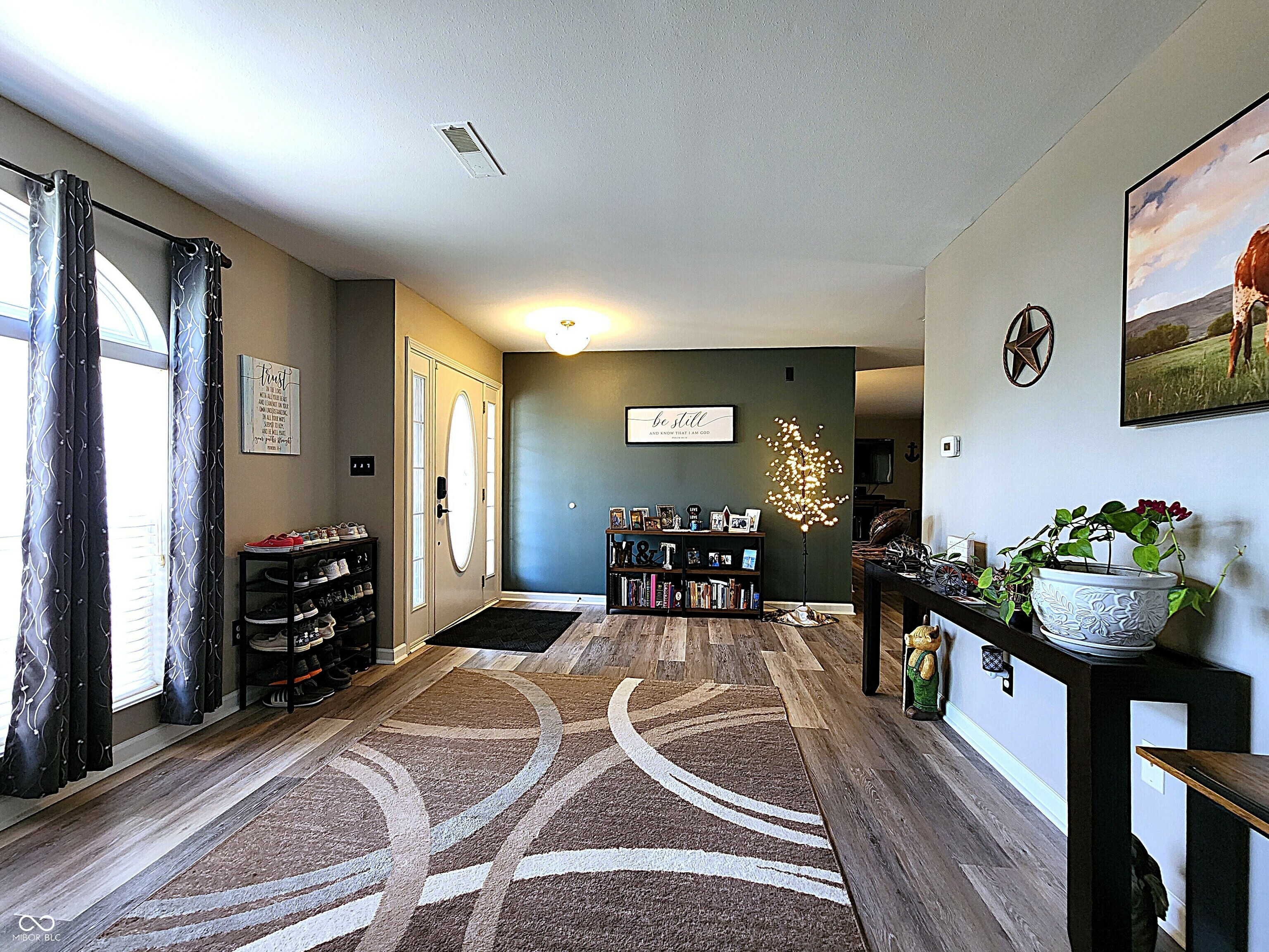 Property Photo: 6161 E Runnymede Court IN 46113