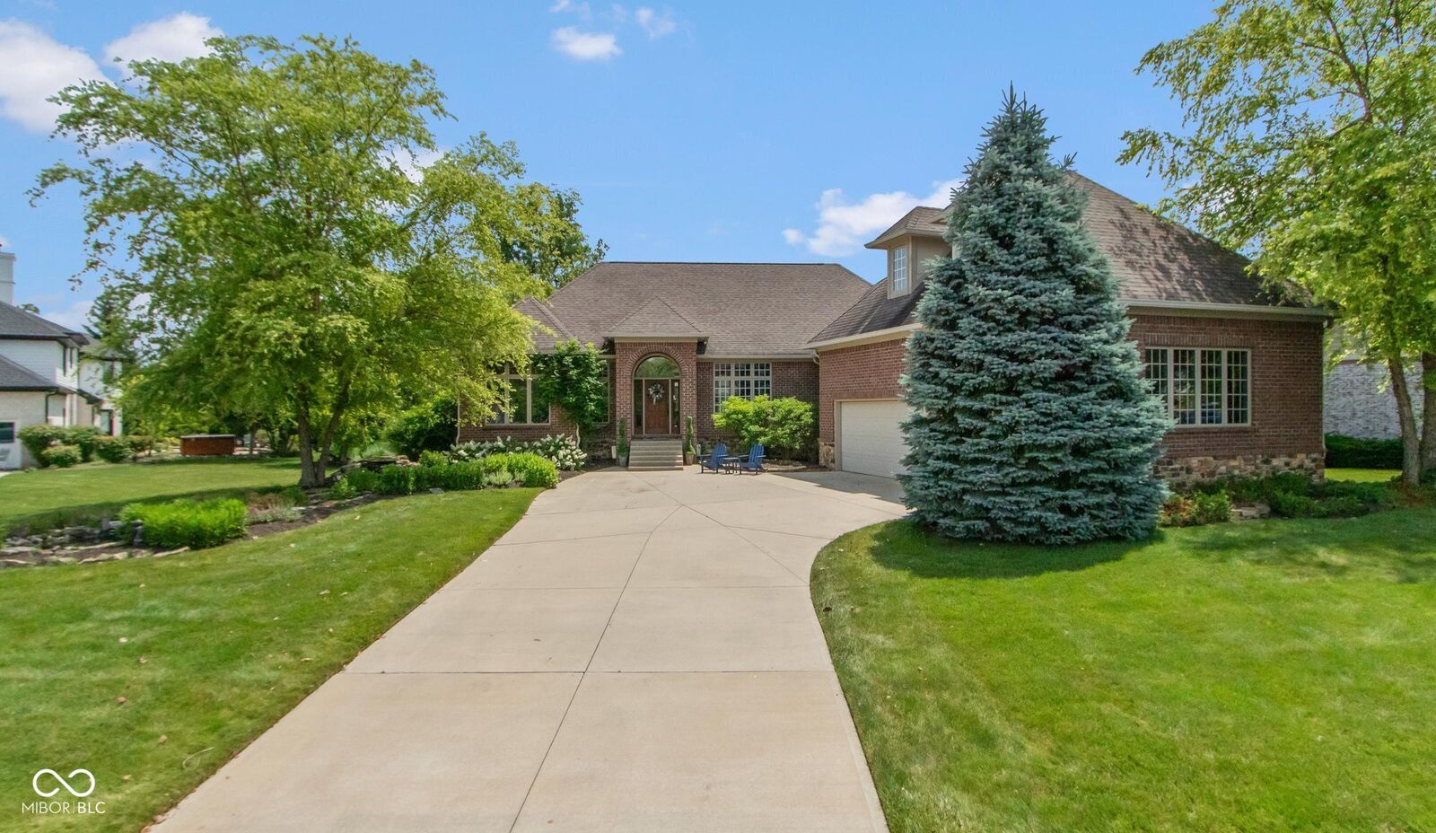 Property Photo: 11761 Darsley Drive IN 46037