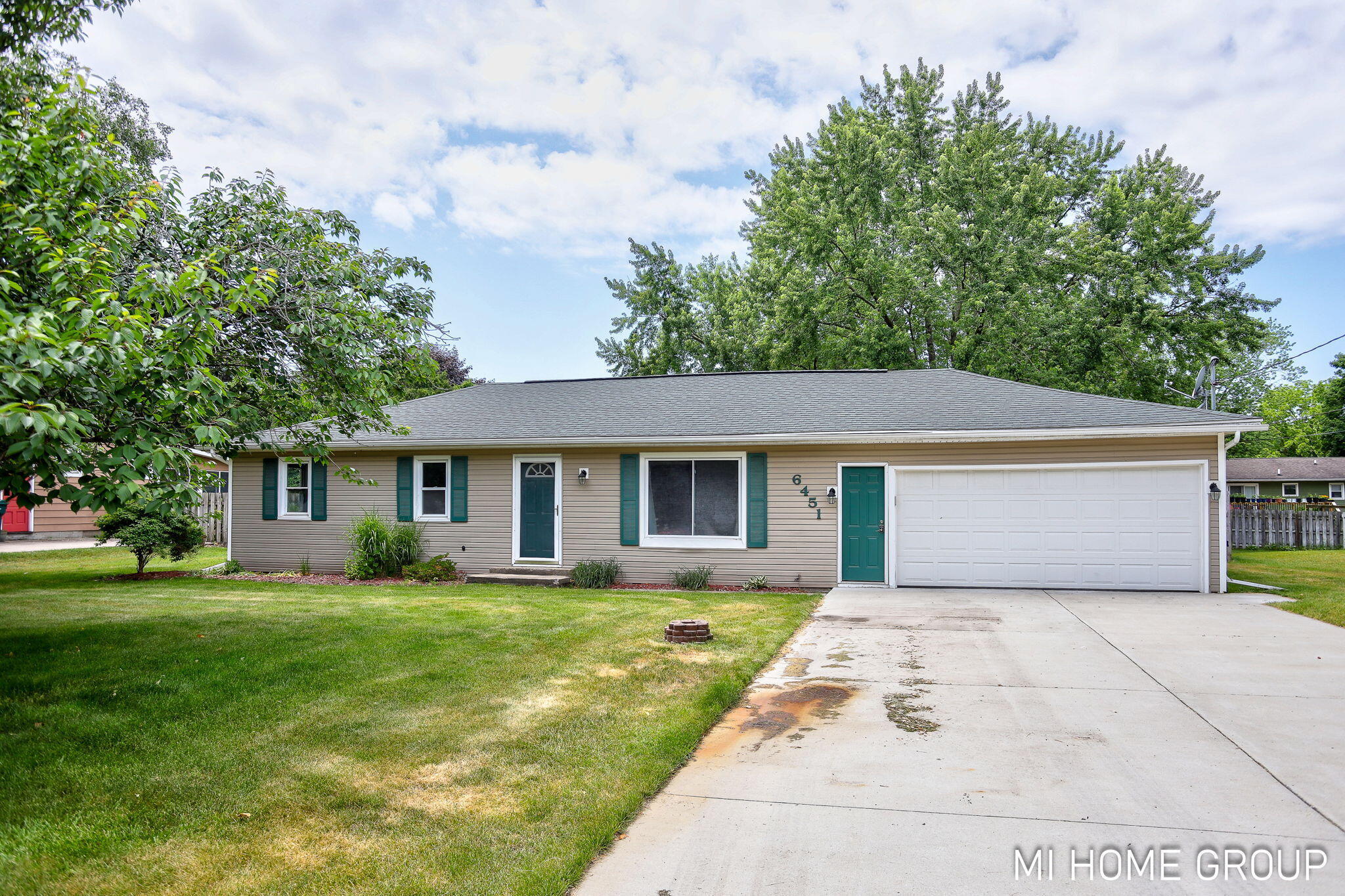 Property Photo: 6451 12th Avenue MI 49428