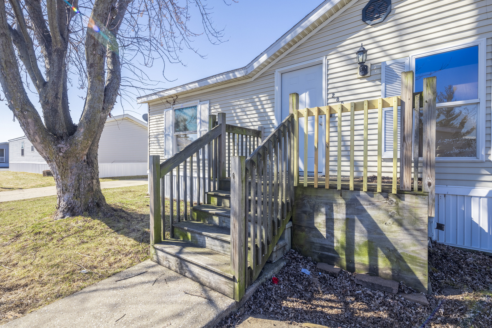 Property Photo: 285 Park Lane IL 60411