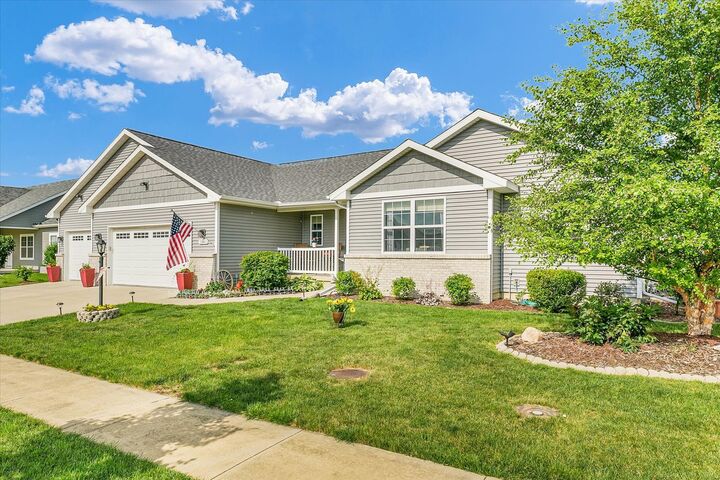 Property Photo:  3503 S Deer Ridge Drive  IL 61802 