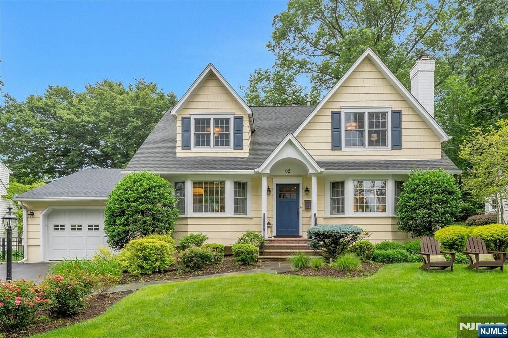 Property Photo: 52 Kenmore Place NJ 07452