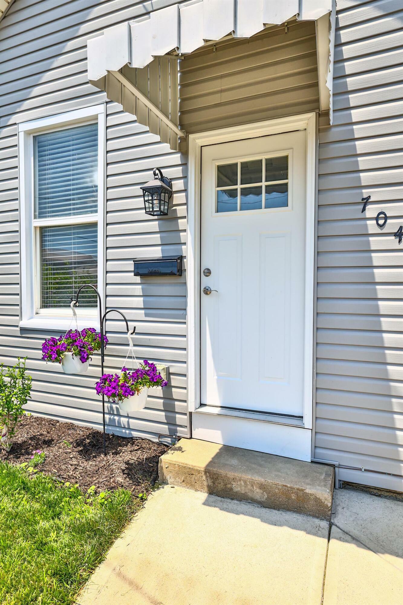 Property Photo: 704 W 35th Street KY 41015