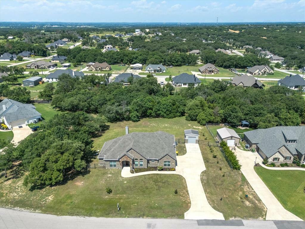 Property Photo: 239 Scenic Wood Drive TX 76020