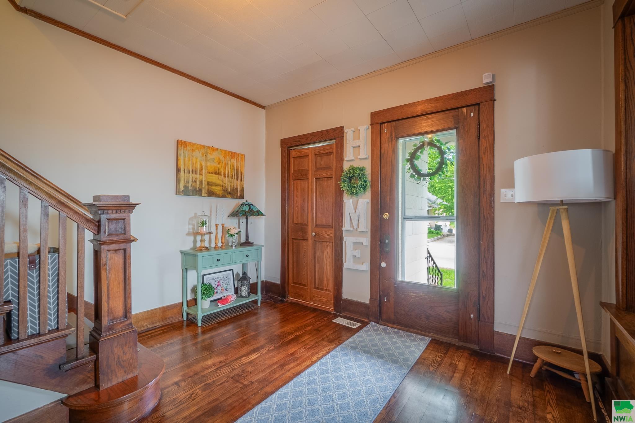 Property Photo: 1400 27th St IA 51104